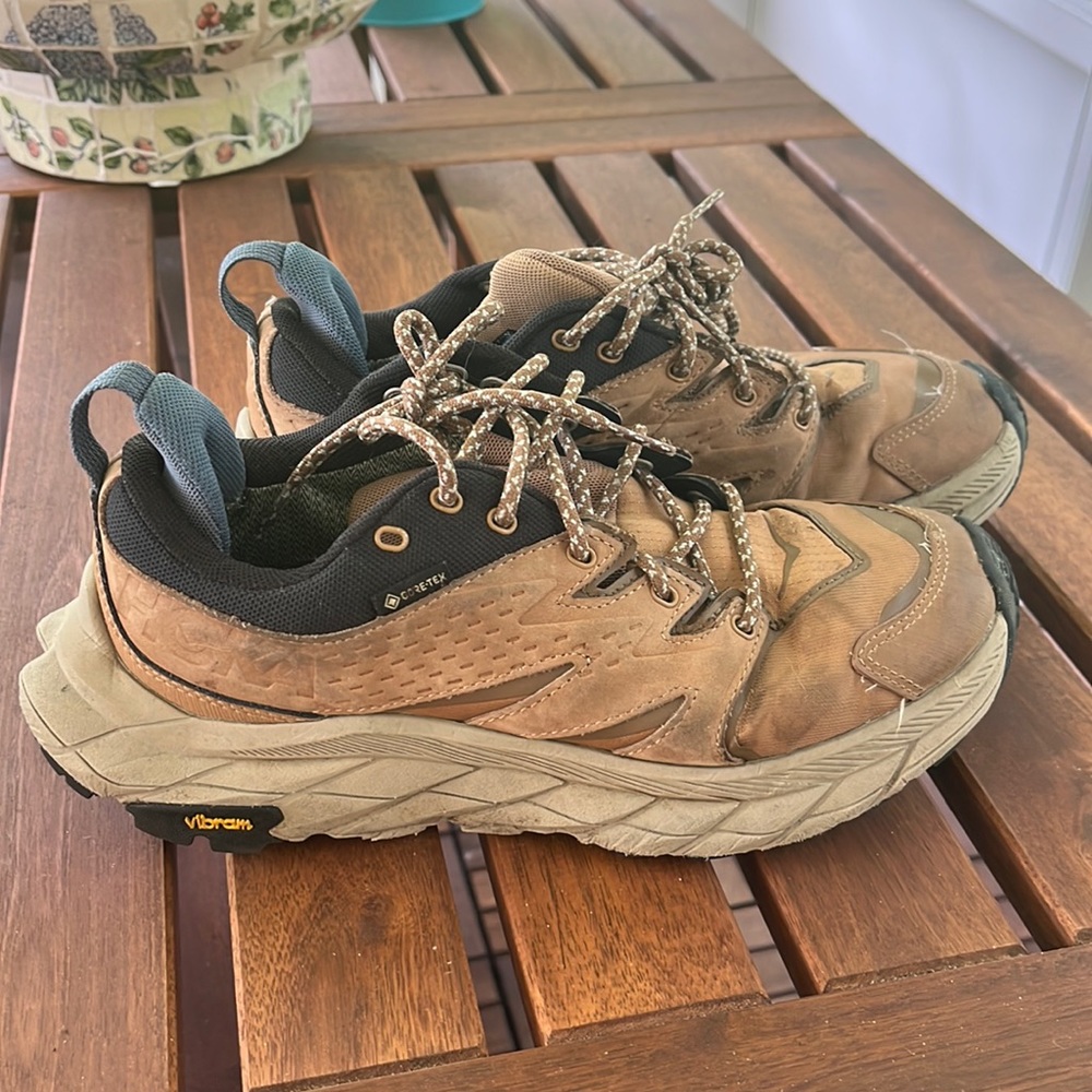 Hoka Anacapa Low v498